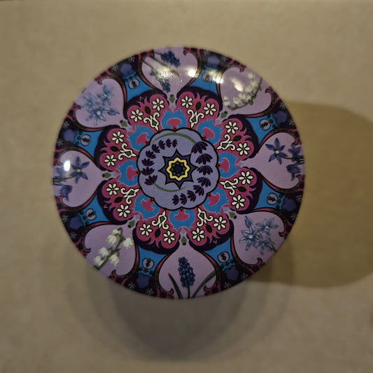 HD000003 - Soy Wax | Scented Candle in Colorful Metal Jar | Lavender